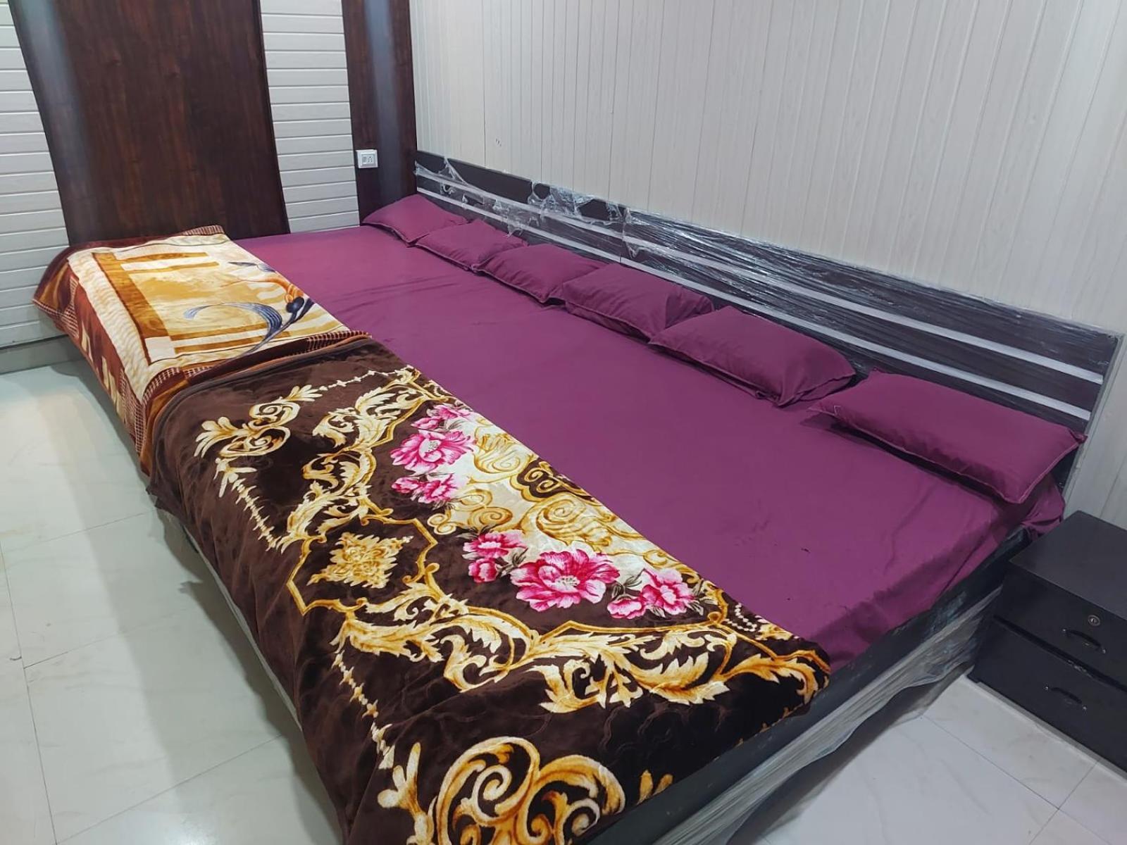 Kanti Devi Seva Sadan Mathura Eksteriør bilde