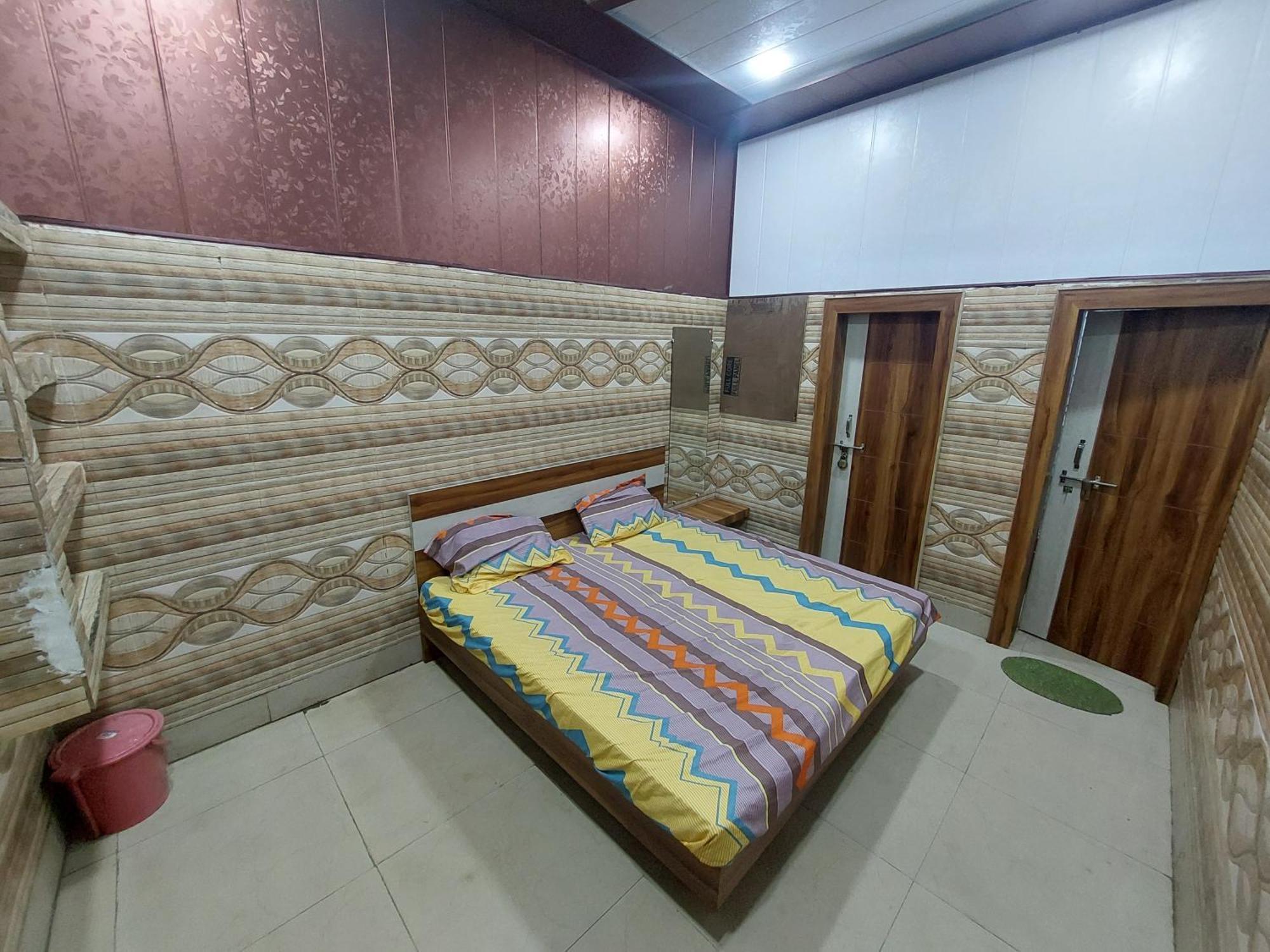 Kanti Devi Seva Sadan Mathura Eksteriør bilde